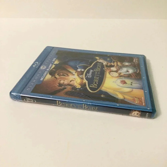 Beauty  and the Beast Blu-ray DVD 3 Disc Set Diamond Edition Sealed - Picture 4 of 13